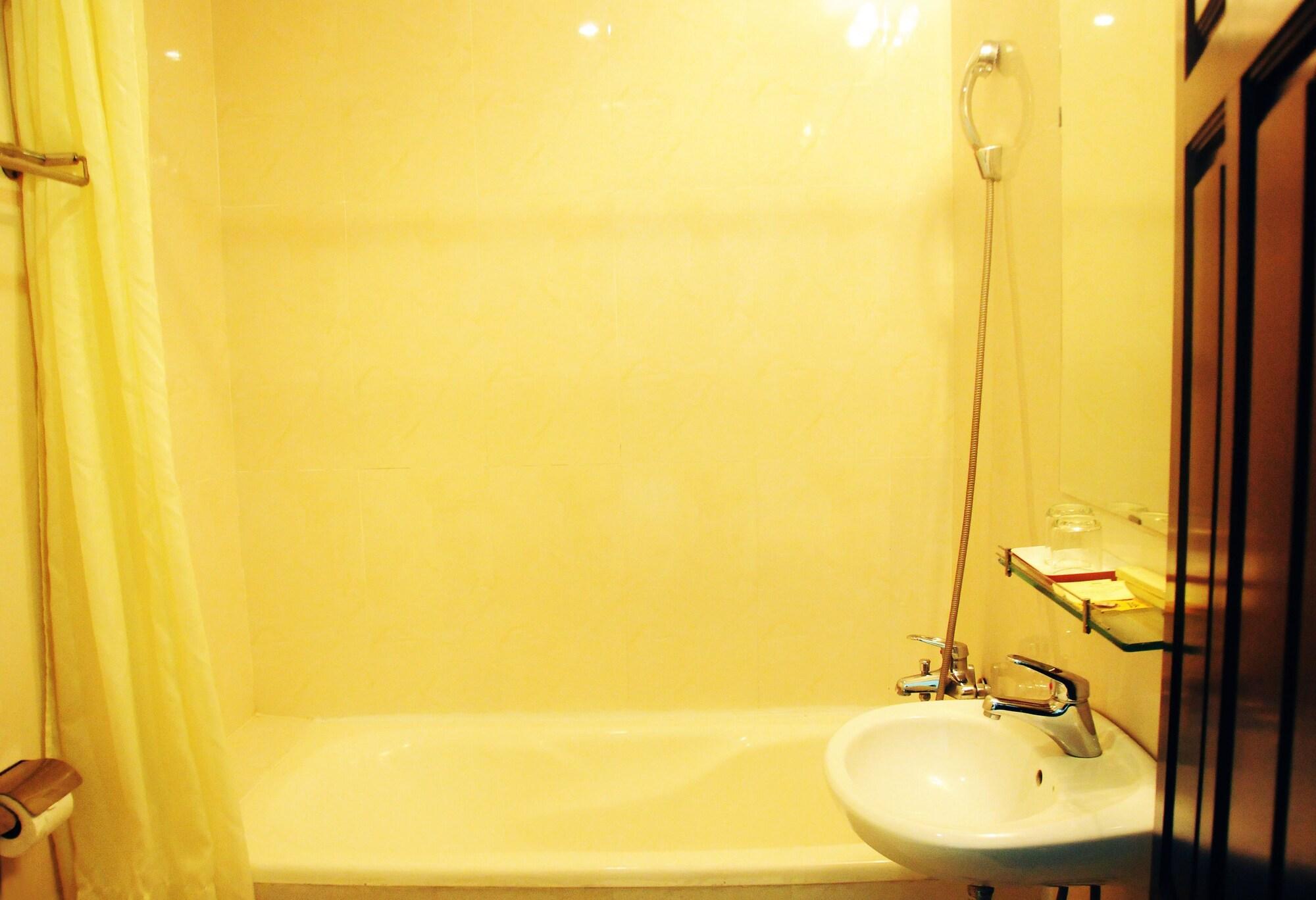 Than Thien - Friendly Hotel Hue Esterno foto