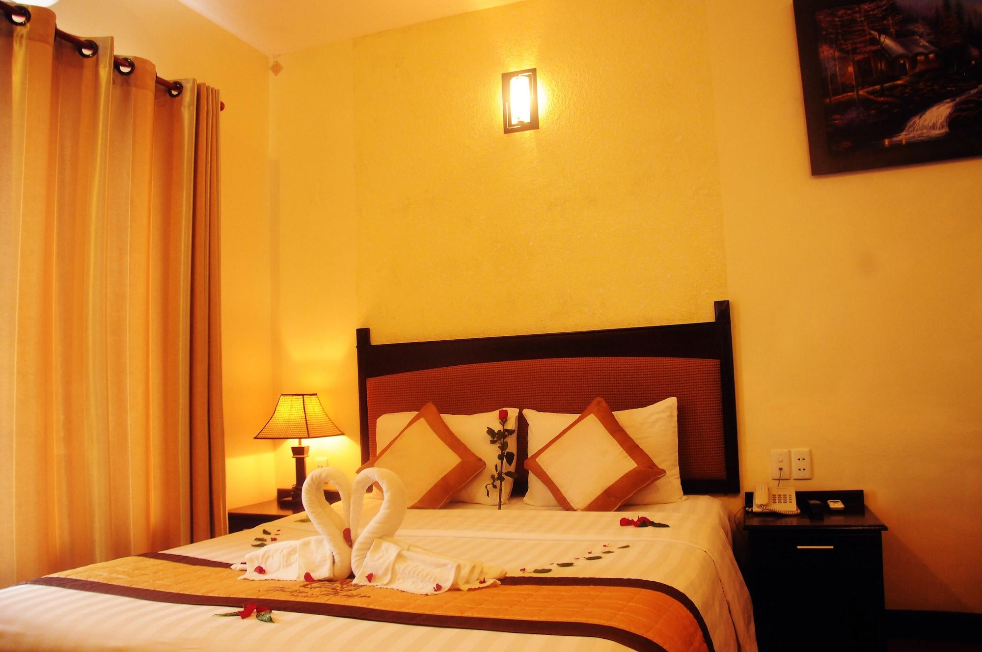 Than Thien - Friendly Hotel Hue Esterno foto