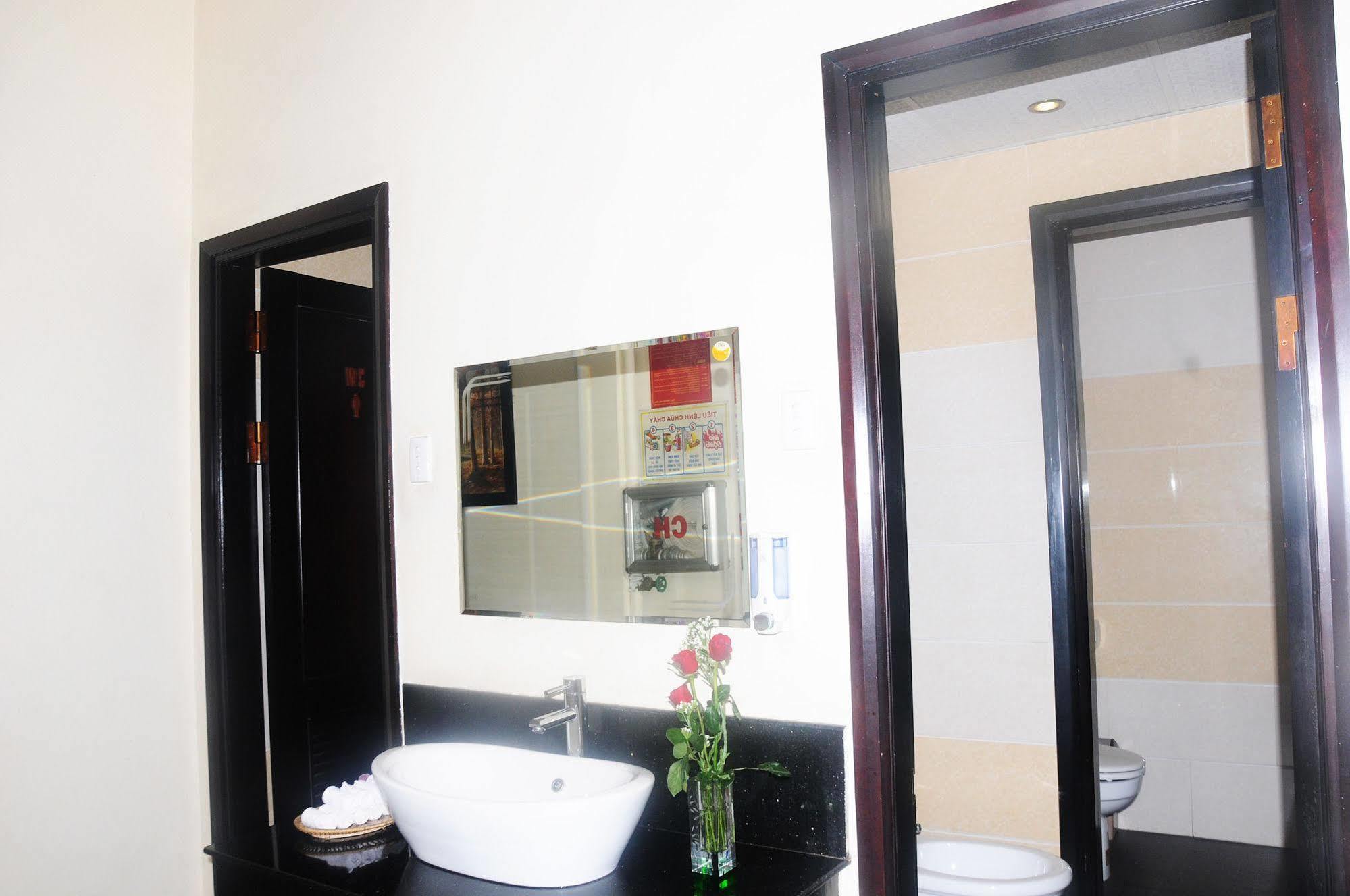 Than Thien - Friendly Hotel Hue Esterno foto
